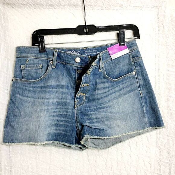 Mossimo NWT Highrise Jean Shorts Size 8 Stretch - Picture 2 of 5